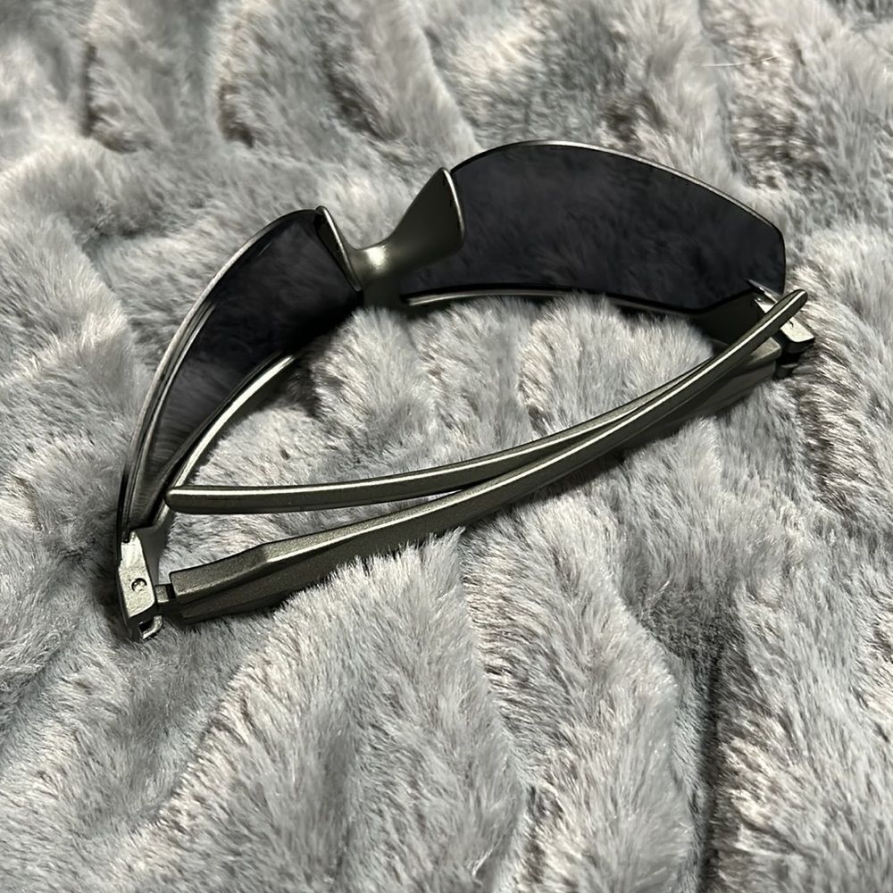 Foster Grant Polarized Sunglasses - Picture 4 of 8